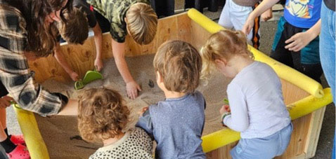 denver-gem-show-dino-dig kid zone dino dig